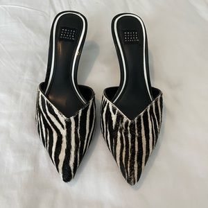 WHBM White House Black Market Lucille Black with Ecru Calf Hair Kitten Heels 6